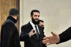 هیئت عالی&zwnj;رتبه عمانی با الجولانی دیدار کرد (۲۲ دی ۱۴۰۳)