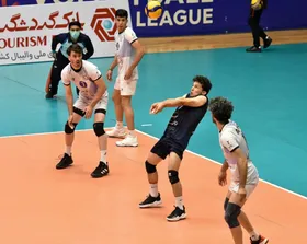 گنبدی ها به جای میزبانی، مهمانی را انتخاب کردند!
