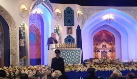 تاکید وزیر ارشاد بر تداوم برگزاری مسابقات بین&zwnj;المللی قرآن در مشهد | رونمایی از مصحف منتسب به امام رضا (ع) + عکس