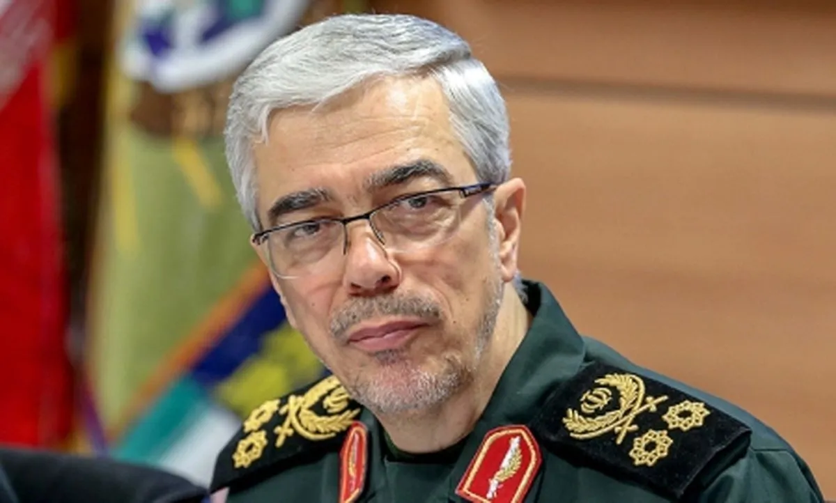 رئیس ستادکل نیروهای مسلح: بر افزایش توانمندی‌های دفاعی و استمرار آمادگی‌ها بیش از پیش مراقبت و اقدام شود