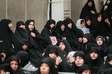 گزارش تصویری | سخنرانی رهبر معظم انقلاب در مراسم عزاداری شهادت امام رضا(ع)