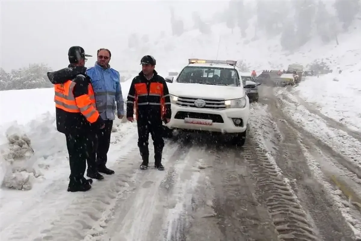 برف و باران ۲۰ استان کشور را درگیر کرد | رانندگان مراقب ترافیک محور‌های پرتردد باشند