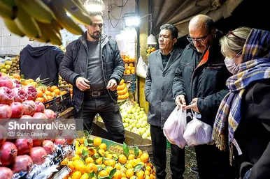 گزارش تصویری | بازار شب یلدا در مشهد