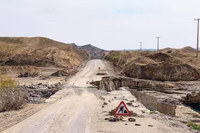 بیش از ۷۰ درصد راه&zwnj;های فرعی و روستایی فریمان فاقد آسفالت است