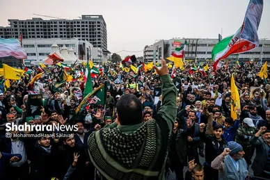 گزارش تصویری | اجتماع بزرگ «حزب الله زنده است» در مشهد