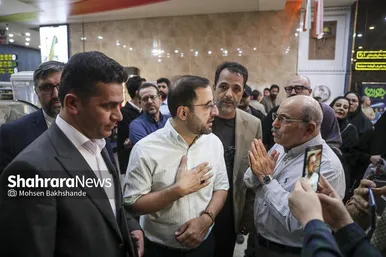 گزارش تصویری | آیین جشن امضای کتاب «نیست» اثر فاضل نظری در مشهد