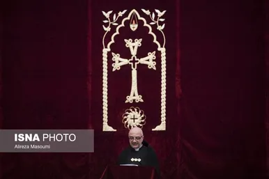 گزارش تصویری | مراسم میلاد حضرت مسیح (ع) در کلیسای مریم مقدس - تهران