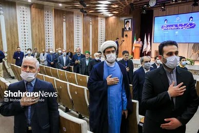 نشست صمیمی شهردار مشهد با جامعه قرآنی