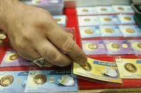 عقب‌نشینی قیمت انواع سکه در بازار طلای مشهد (۳ شهریور ۱۴۰۵)