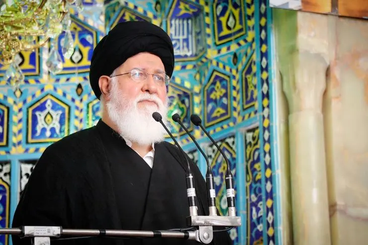 آیت الله علم الهدی: مردم مطالبه حل سریع مشکلات را دارند