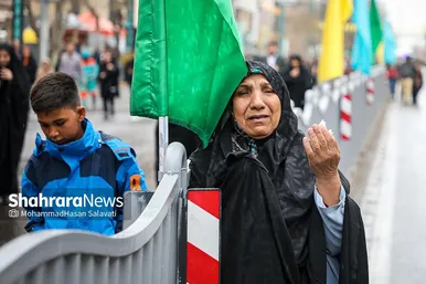 تحویل سال ۱۴۰۳ در حرم مطهر امام رضا (ع) و خیابان‌های منتهی به حرم