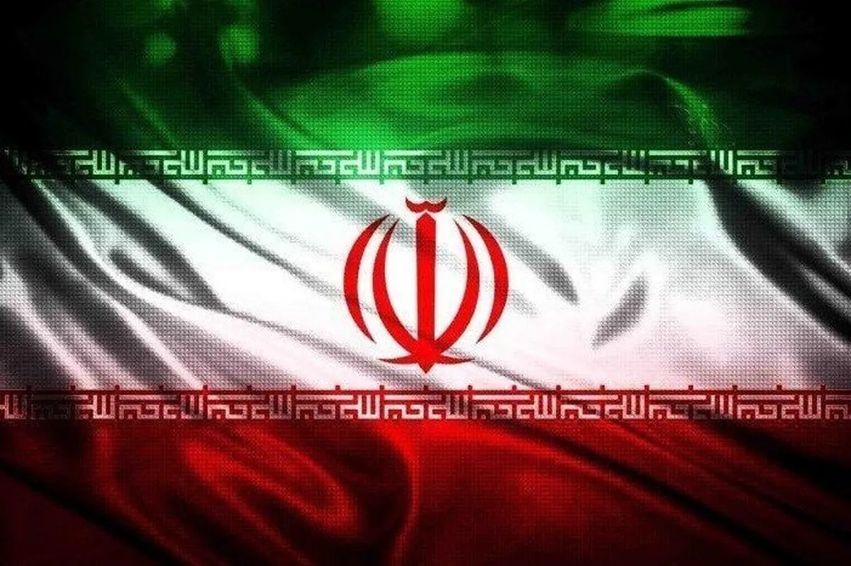 راه‌اندازی پویش هر خانه یک پرچم | اهتزاز پرچم ایران در کوچه‌ پس‌کوچه‌های شهر مشهد