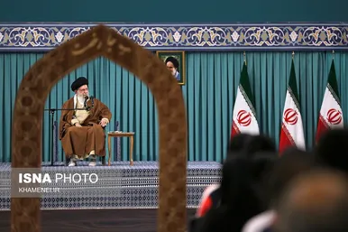 دیدار قهرمانان ورزشی و مدال‌آوران بازی‌های آسیایی و پارا آسیایی با رهبر انقلاب