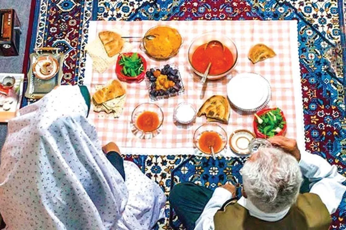 آداب افطاری دادن و افطاری رفتن