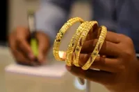 هر گرم طلای ۱۸ عیار در مشهد چند؟ (۴ تیر ۱۴۰۳)