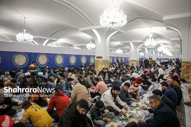 ضیافت افطار در حرم مطهر رضوی