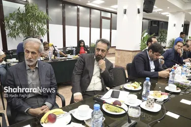گزارش تصویری |  نشست مشترک اعضای کمیسیون امور داخلی و شورا‌های کشور با شهردارمشهد مقدس