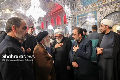 مراسم بزرگداشت شهدای خدمت در حرم مطهر رضوی