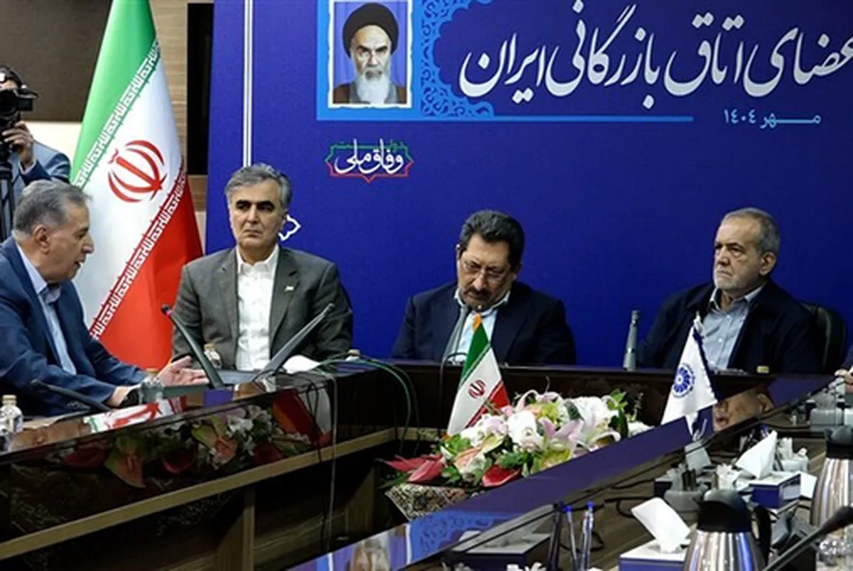 فرزین: شرکت‌های تحت تملک بانک‌ها اقساطی فروخته می‌شوند