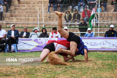 مسابقات کشتی با چوخه اسفراین