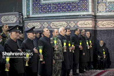 گزارش تصویری | آئین سنتی خطبه خوانی شب عاشورا در حرم مطهر رضوی