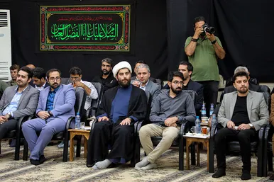 دیدار خبرنگاران و اصحاب رسانه با آیت الله علم الهدی به مناسبت روز خبرنگار