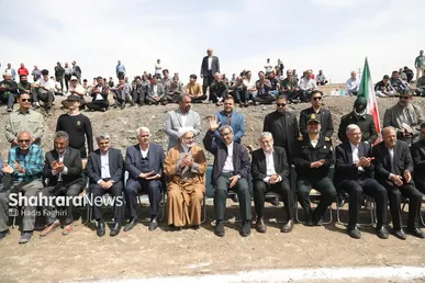 گزارش تصویری | بازدید استاندار خراسان رضوی و شهردار مشهد از چند بوستان سطح شهر و آرامگاه فردوسی در روز طبیعت