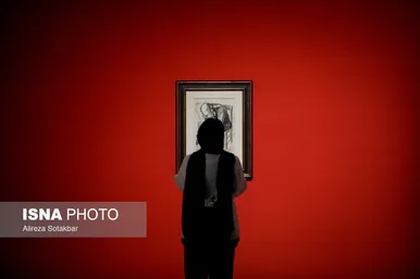 عکس‌هایی از نمایشگاه «چشم در چشم: پرتره در هنر مدرن و معاصر»
