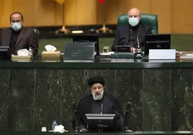 رئیس جمهور در مجلس: خط قرمز دولت معیشت مردم است؛ بدون فکر برای سفره مردم، ارز ترجیحی حذف نمی&zwnj;شود