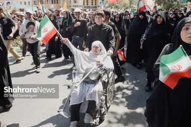 گزارش تصویری | تشییع پیکر مطهر شهید اقتدار حسن حسینی نژاد در مشهد