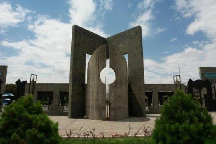 ضرورت بهره‌گیری از ظرفیت نخبگان دانشگاه برای چاره‌جویی مسائل مشهد