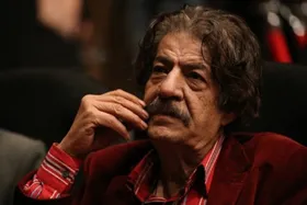 آخرین وضعیت سلامت &laquo;صدرالدین حجازی&raquo; از زبان همسرش | سینا حجازی نگران پدر