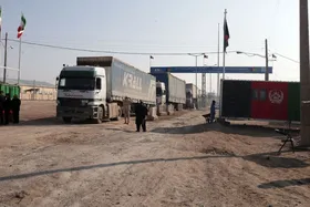 مطالبه مشترک بازرگانان ایرانی و افغانستانی برای حذف &laquo;خاک پولی&raquo; در مرز دوغارون