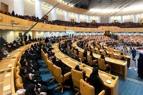 رقابت بانوان متسابق چهل و هشتمین دوره مسابقه&zwnj;های سراسری قرآن آغاز شد