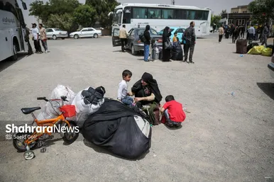 گزارش تصویری | روند خروج مهاجران افغانستانی غیرمجاز از مرز دوغارون