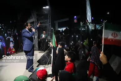 گزارش تصویری | مراسم انتخاب چهره هنری انقلاب اسلامی خراسان رضوی ۱۴۰۴ در مشهد