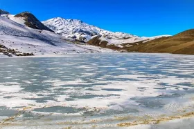 ویدئو| یخ زدن دریاچه سد بیدکان به دلیل سرمای هوا