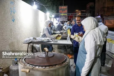 گزارش تصویری | نذر نان در مسیر کربلا