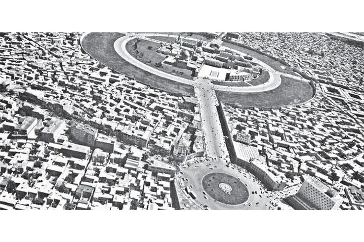 از فلکه فردوسی مشهدی‌ها تا فلکه آب روسی‌ها