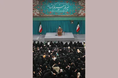 گزارش تصویری | دیدار هزاران نفر از زنان و دختران با رهبر معظم انقلاب اسلامی (۱۲ آذر ۱۴۰۴)