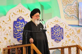 آیت&zwnj;الله علم&zwnj;الهدی:  حضور پرشور مردم در تجمعات شبانه ستودنی است | ضرورت تداوم خط فکری امام شهید توسط رهبر جدید انقلاب