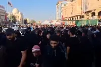 ویدئو | حال و هوای نجف اشرف و مسیر پیاده روی زائران اربعین حسینی | پیوند ولایت و مقاومت در مسیر اربعین