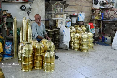 نمایی از کارگاه سماور سازی 