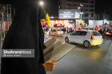 گزارش تصویری | یکصدو سی‌وچهارمین موج خروش شبانه مشهدی‌ها در سنگر خیابان