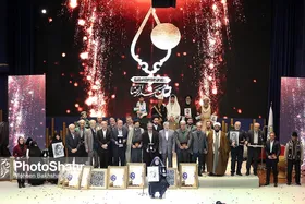 نشان مشهدالرضا (ع) مدالی فاخر است | مشهد در تاریخ کشور و مقاطع مختلف نقش بی&zwnj;بدلیلی را ایفا کرده است