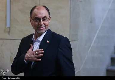 عکس‌هایی از چهره‌های سیاسی که برای ثبت‌ نام انتخابات ریاست جمهوری آمدند