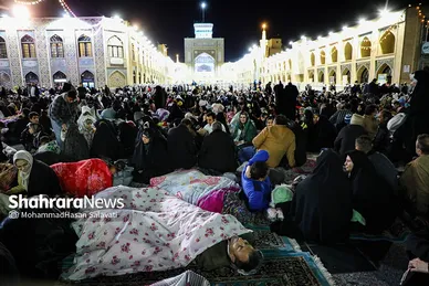 تحویل سال ۱۴۰۲ در حرم مطهر امام رضا (ع)