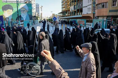 راهپیمایی اصناف، بازاریان و نمازگزاران پس از نماز جمعه مشهد