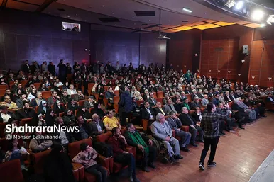 گزارش تصویری | گردهمایی بزرگ اصحاب فرهنگ، هنر، رسانه و قرآن خراسان رضوی در مشهد