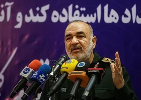 سرلشکر سلامی: دشمن در حوادث اخیر شکست سختی خورد| دائماً با فتنه و دشمنی روبه&zwnj;رو هستیم
